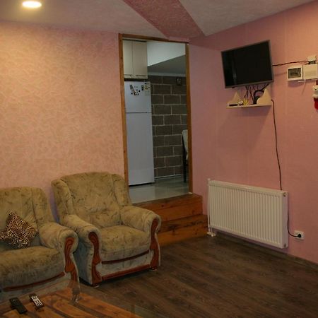 Guest House Nima 博尔若米 外观 照片