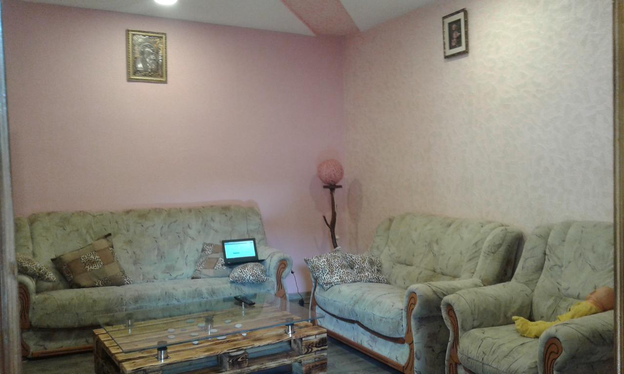 Guest House Nima 博尔若米 外观 照片